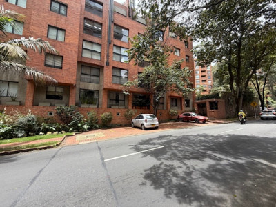 Apartamento en Venta. Los Rosales, Bogotá (1413710)